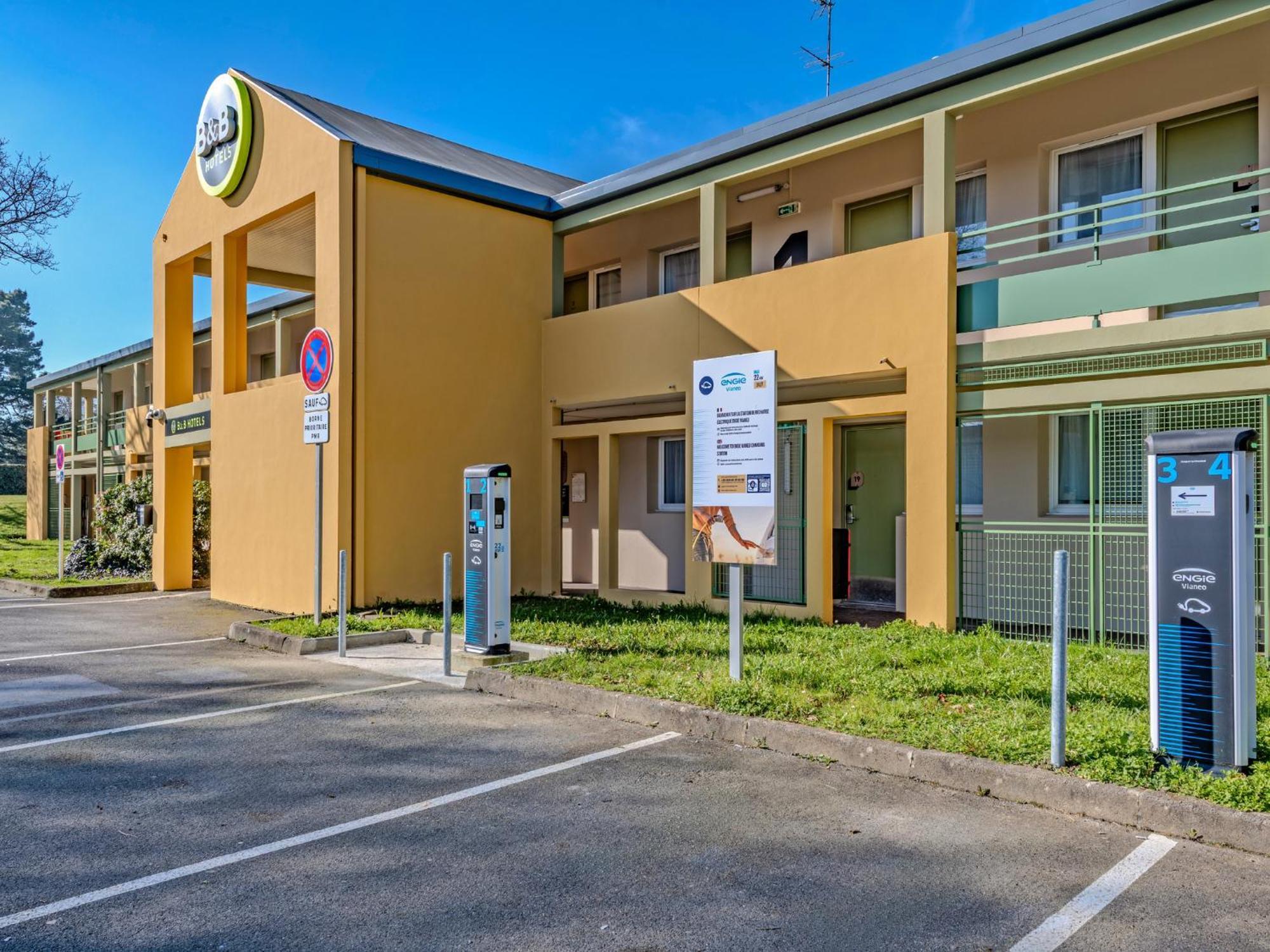 B&B Hotel Brest Kergaradec Aeroport Гуэну Экстерьер фото